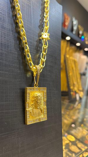 Cordão Friso K Pingente Placa Sagrado Coração de Jesus
